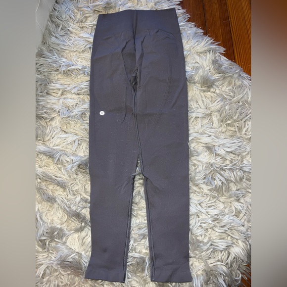 RARE lululemon purple heather pant- size 6- legging - Picture 2 of 4